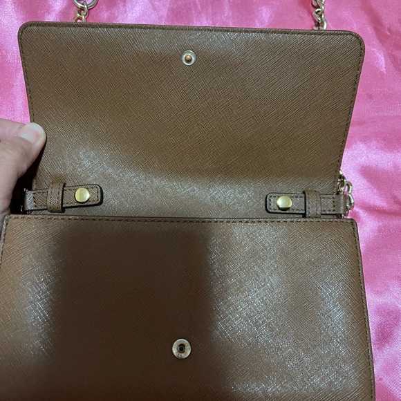 Michael Kors crossbody brown camel colour - Picture 2 of 7